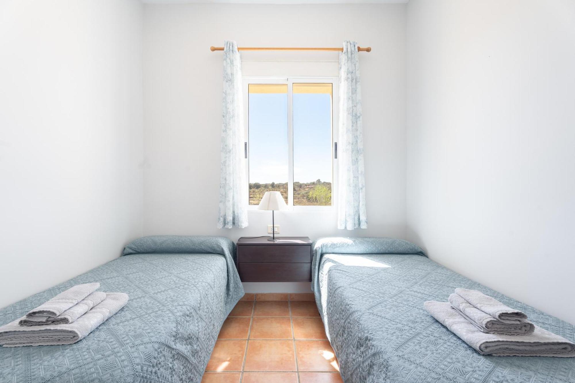 Antiga Escola Pla Del Sabater Apartment คูยา ภายนอก รูปภาพ